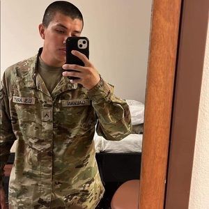 Meet your Posher, Luis